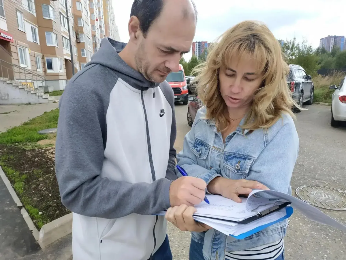 В Заовражье заасфальтировали народные тропы