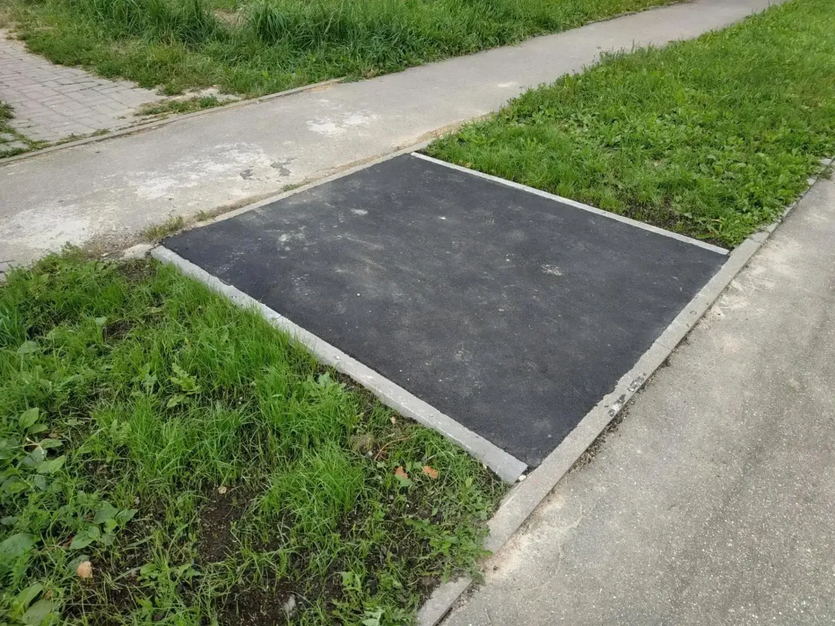 В Заовражье заасфальтировали народные тропы
